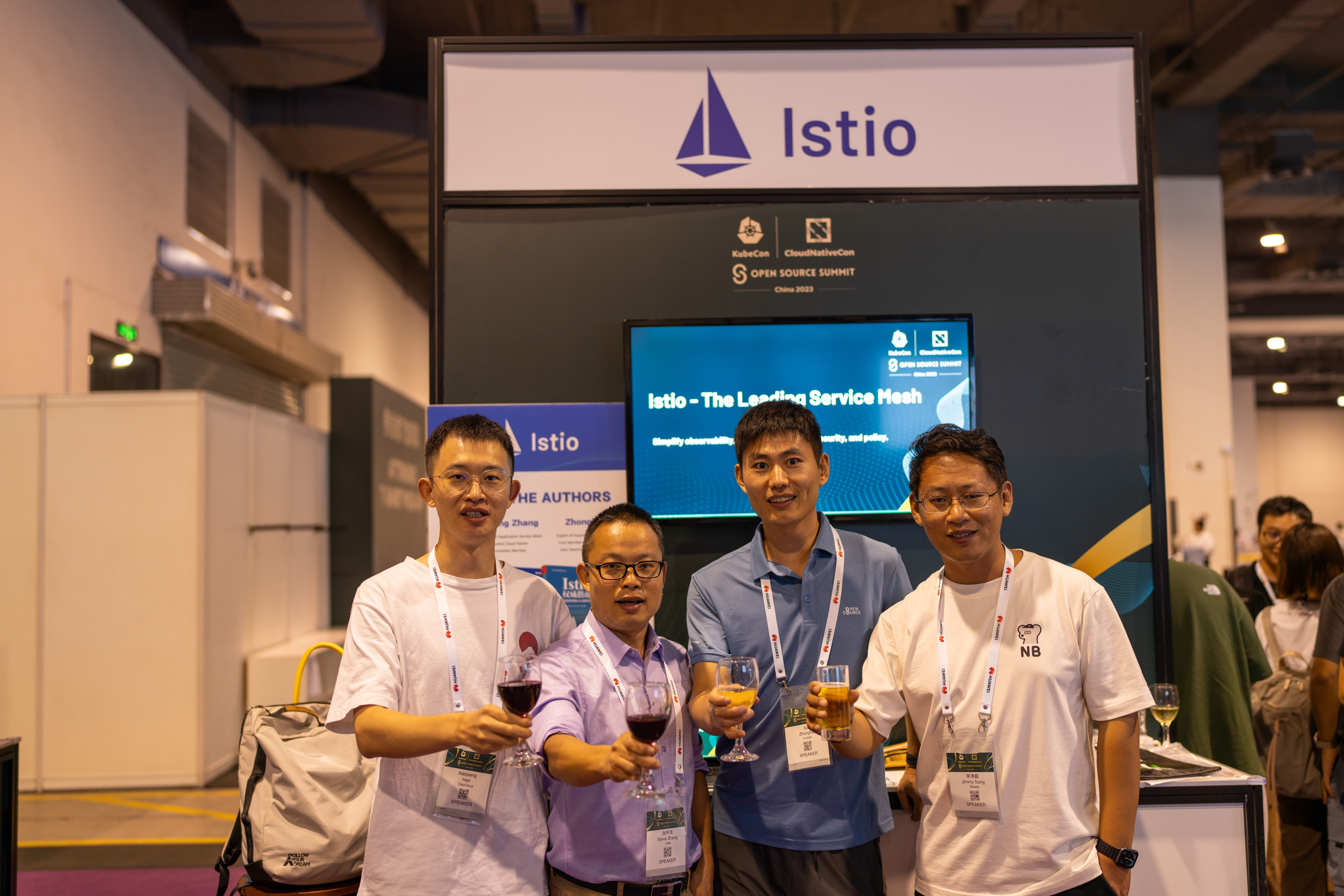 IstioCon China 2023, Miembros del Comité del Programa (No aparece en la foto: Iris Ding)